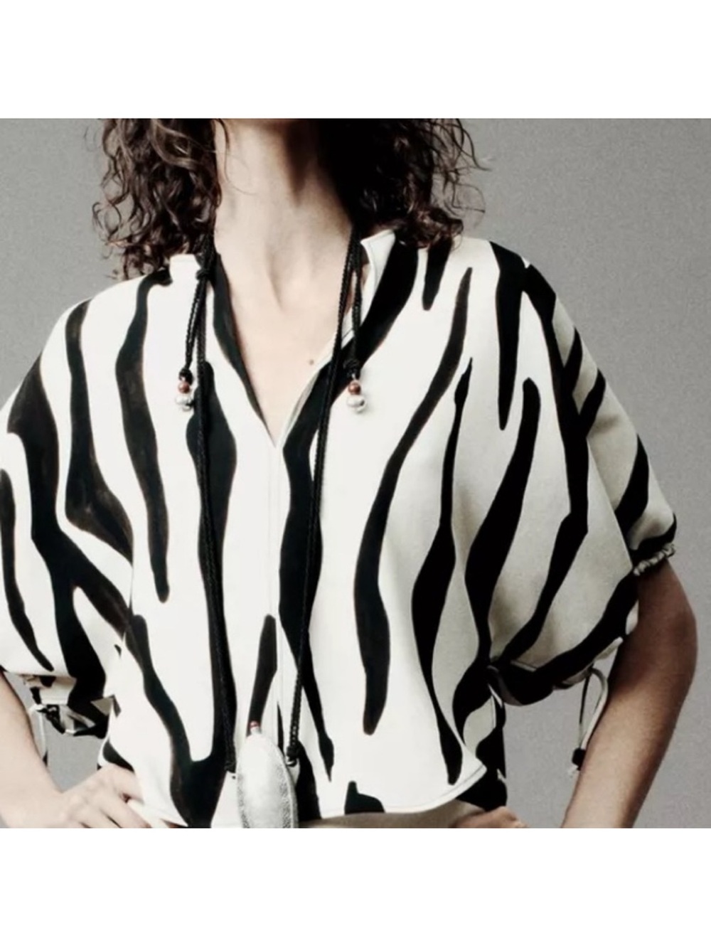 Zara ZW Round Neck Blouse w V-Neck Short Puff Sleeves Animal Zebra Print NWT M - Picture 10 of 11